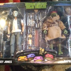 NECA Teenage Mutant Ninja Turtles Casey Jones & Raphael in Disguise 2-Pack of action fi