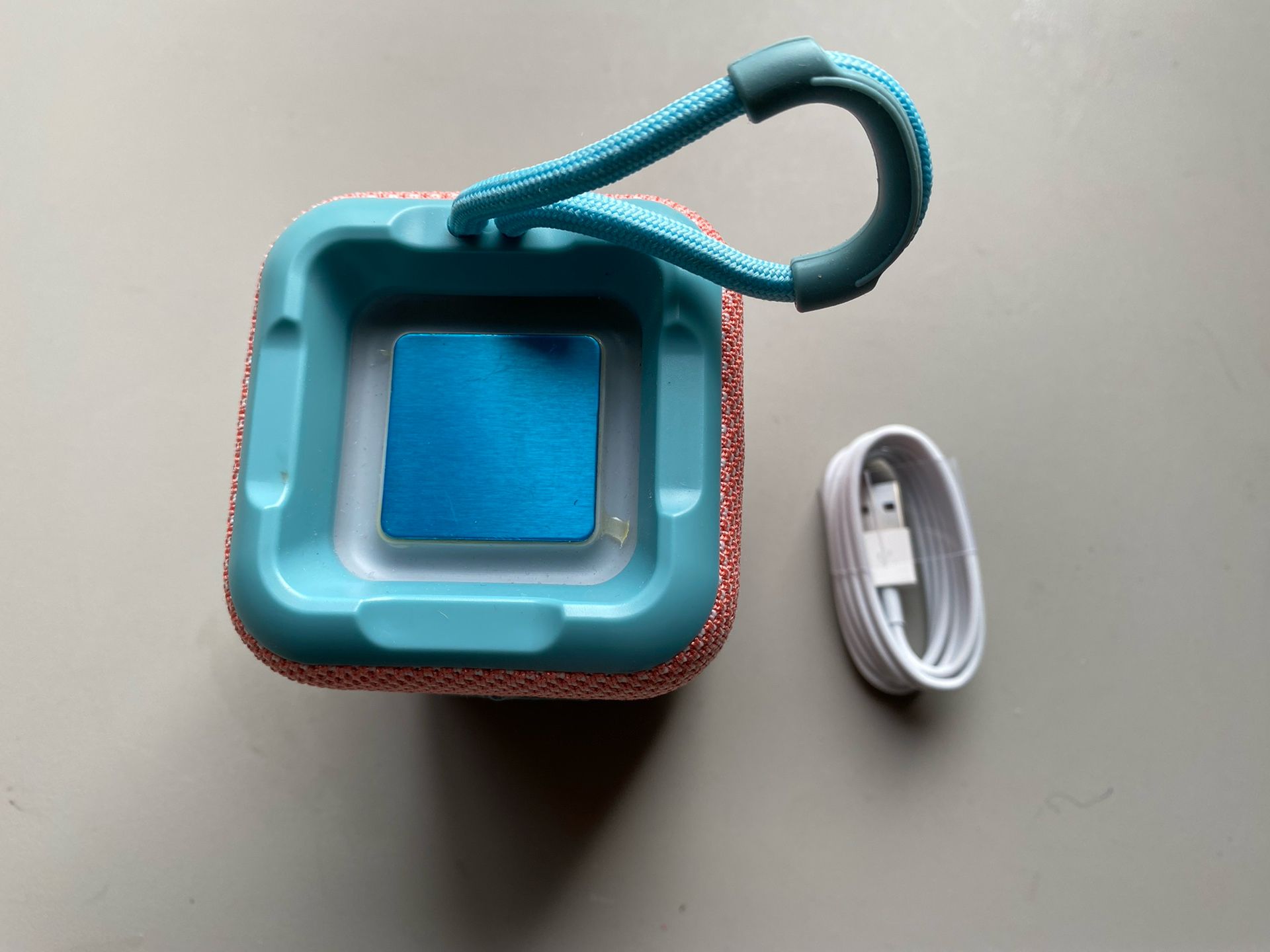 Light-up Bluetooth Speaker
