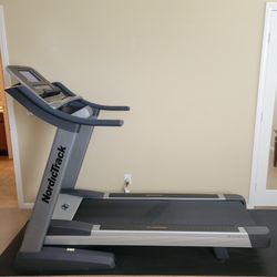 NordicTrack C2150 Treadmill