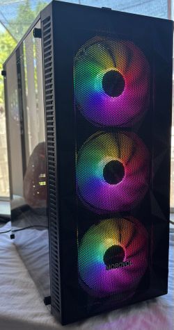 Gaming pc intel i5 7500, 16Gb Ram, Nvidia 1060, 3GB.