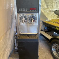 Icee /slushy machine commercial