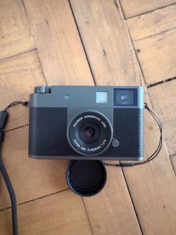 Fujifilm X-Half 2026