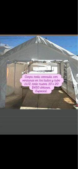 Carpa toda cerrada 12 x 20 ft.