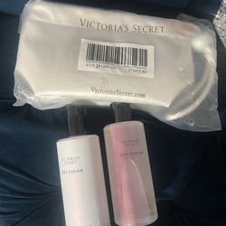 Victoria’s secret day dream lotion mist and cinched pouch