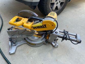 12 inch compound miter saw