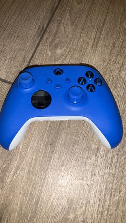 Blue Xbox controller