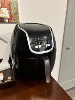 Black Digital Air Fryer with Preset Controls