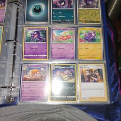 Lots Of Pokémon Cards 