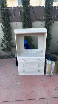 Tv set cabinet