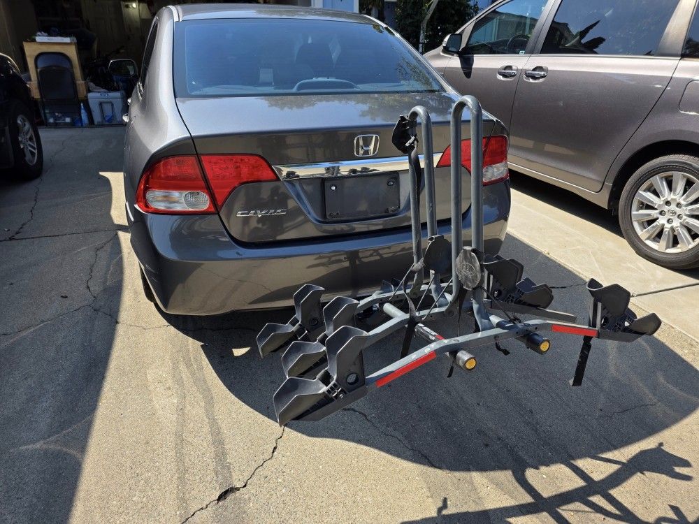 Bell Right Up 350 Triple Bike Rack