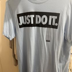 Nike T Shirt