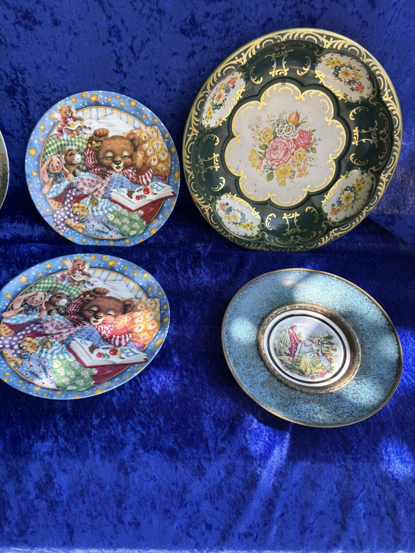Beautiful collectible plates each five dollars