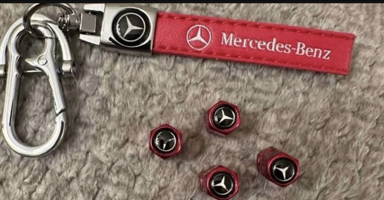 Mercedes accessories set