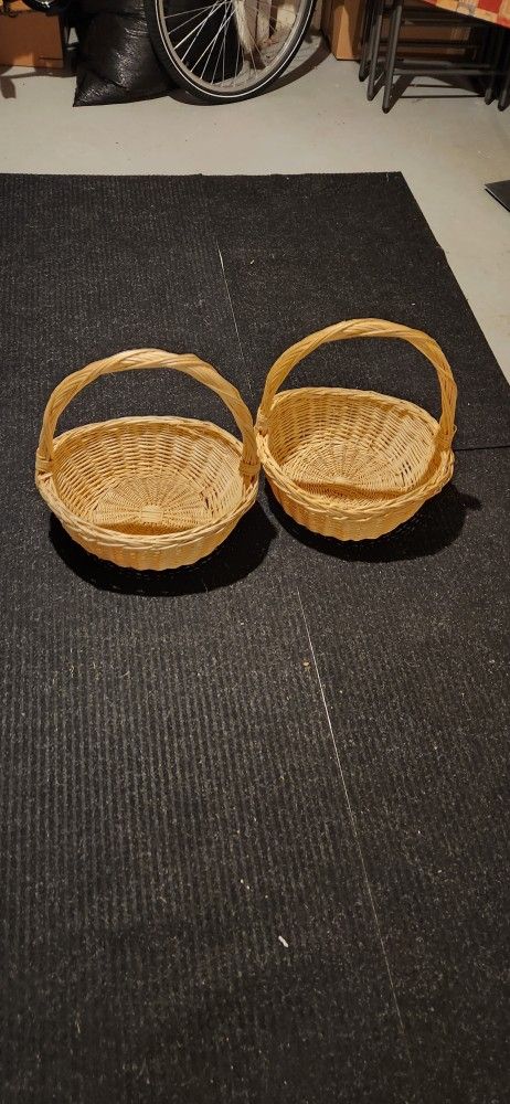 2-Wicker Baskets W/Easter cellophane