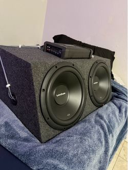 Rockford Fosgates (2 12s) Box amp and Wiring kit included !!