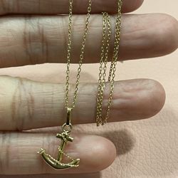 18k Gold Necklace 