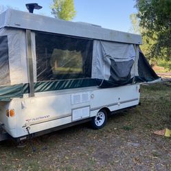 2004 Pop Up Camper