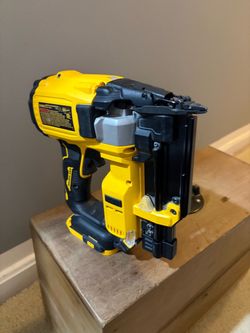 Nail gun 23 gage