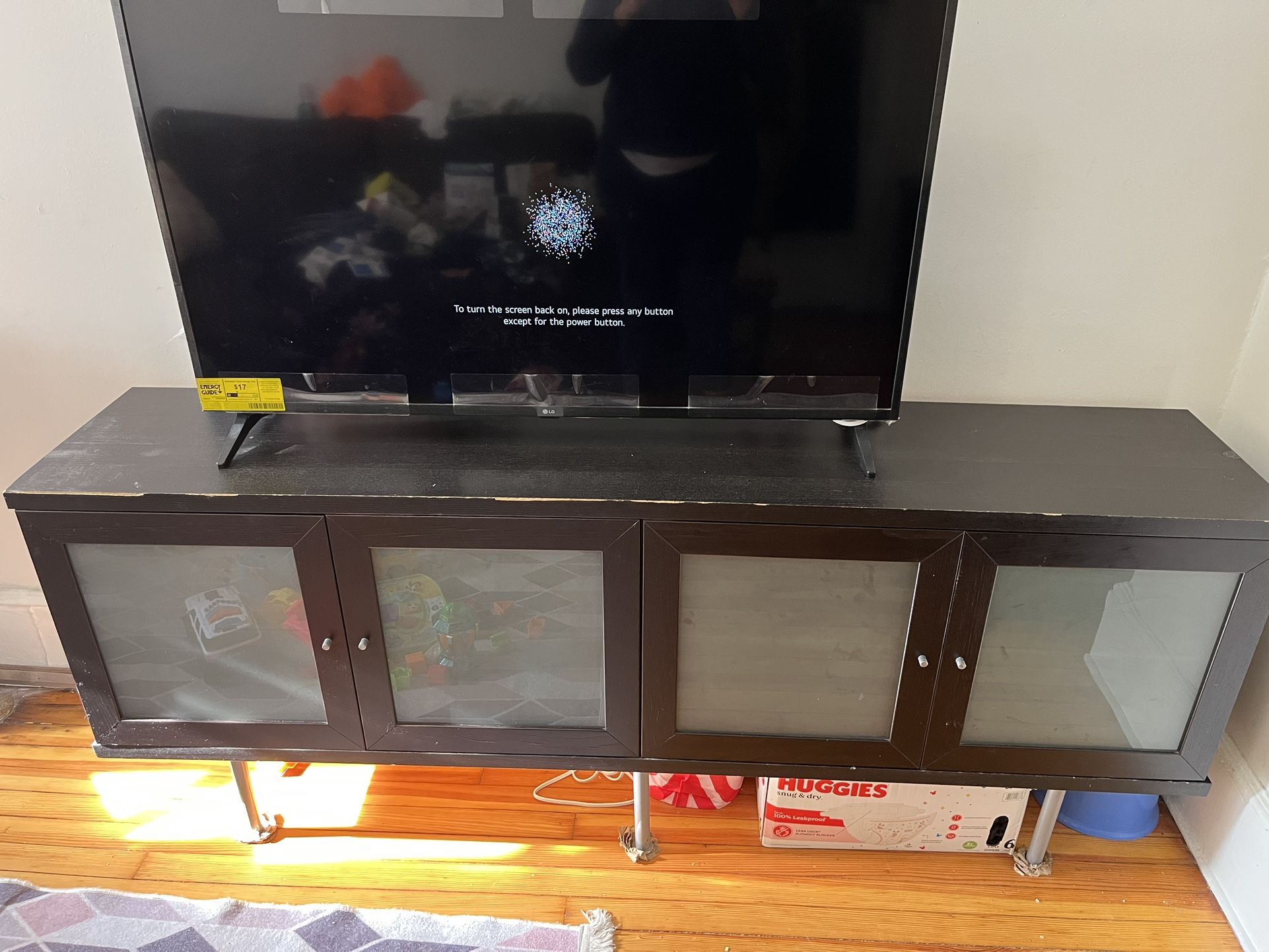 TV Stand / Storage Cabinet – Cheap – Jersey City