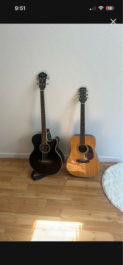 Acoutic bass and guitar