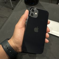 Black iPhone 12 64GB Unlocked