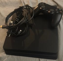 PS4 slim 1TB