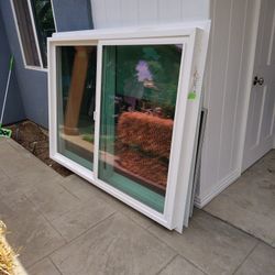 2  Ventanas Retrofit. 51" Pulg De Alto X 69" Pulg De Ancho.