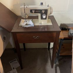 1969 Vintage Working SEARS KENMORE ROEBUCK Sewing Machine Table  W/ Pedal Case Model 158.13033