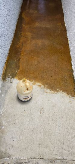 Concrete stain one  full gallon
