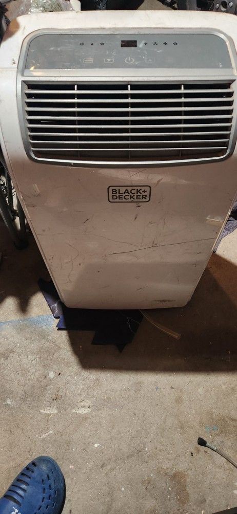 Portable Air Conditioner Black N Decker