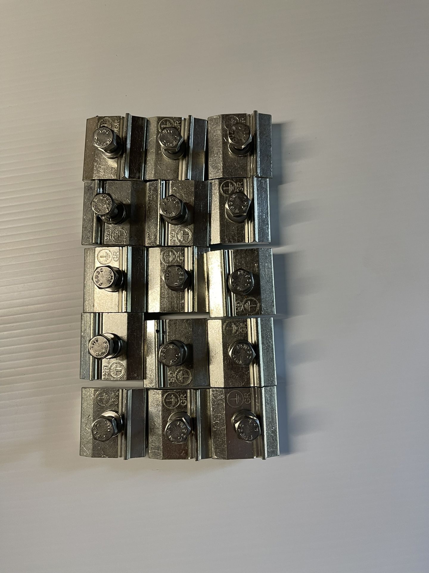 SnapNRack (contact info removed)1 > Ground Lug R - for 6-12 AWG
