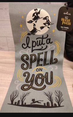 Hallmark Halloween Hocus Pocus Tea Towel 🎃