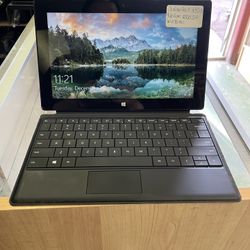 Surface pro1 laptop/tablet touchscreen  Intel Core i5-3317 @ 1.7Ghz 4GB RAM  128 GB SSD Windows 10 pro. Nothing wrong.