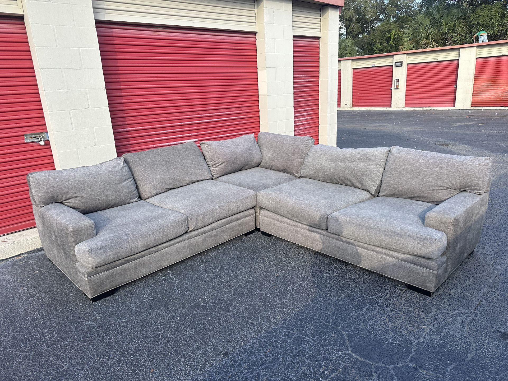 Super Comfy Nice Grey Sectional Couch 🔥🔥