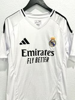 Real Madrid Mbappe Large
