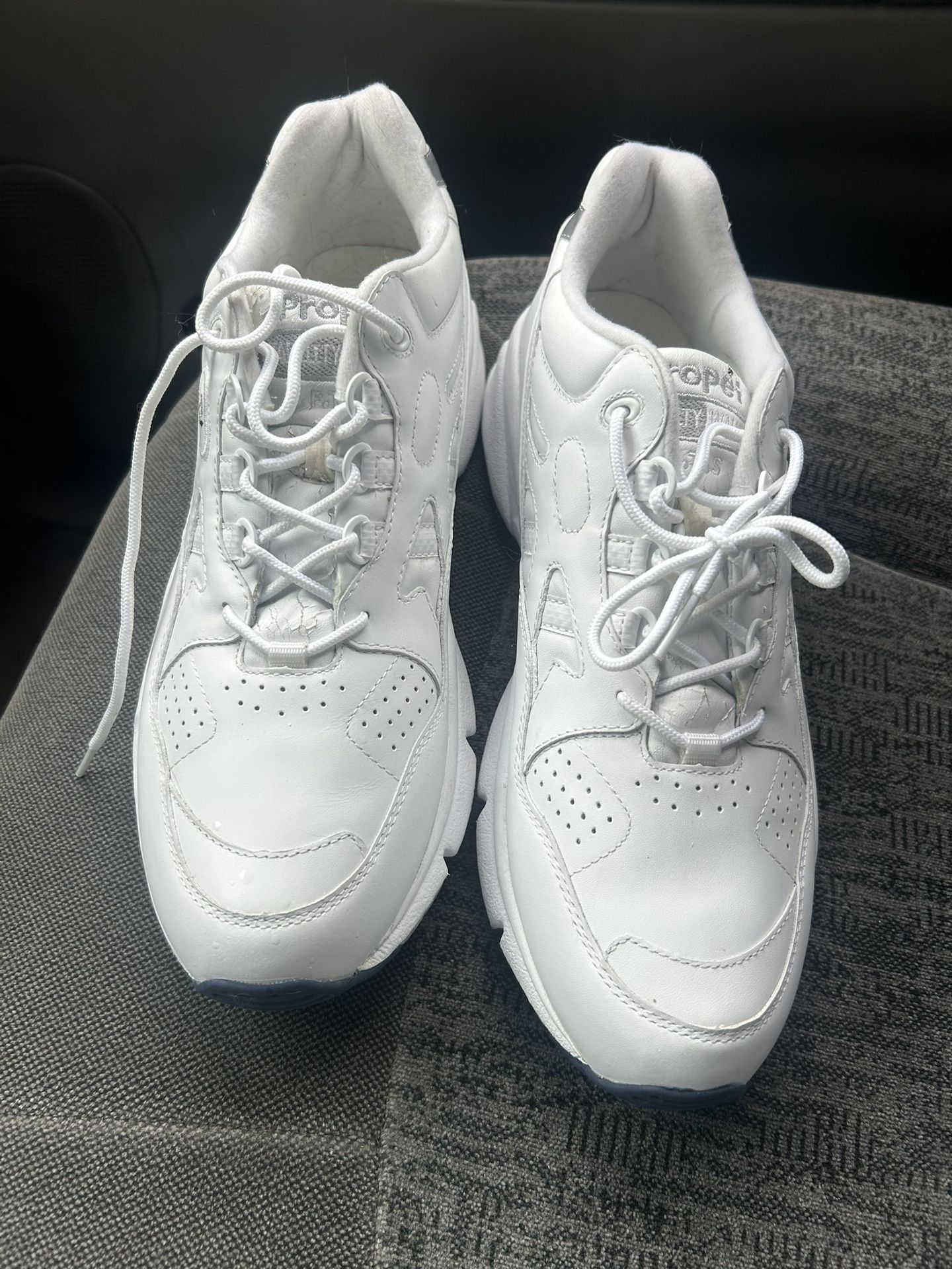 Men’s Propet Walking Shoes 