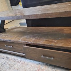 TV Stand, Heavy Wood (Oak?)