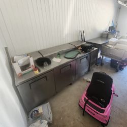 3 Cooler Door Sandwich Staion