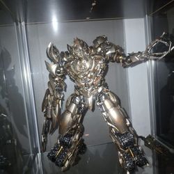 Threezero Megatron ROTF 11.2 Inches Mint