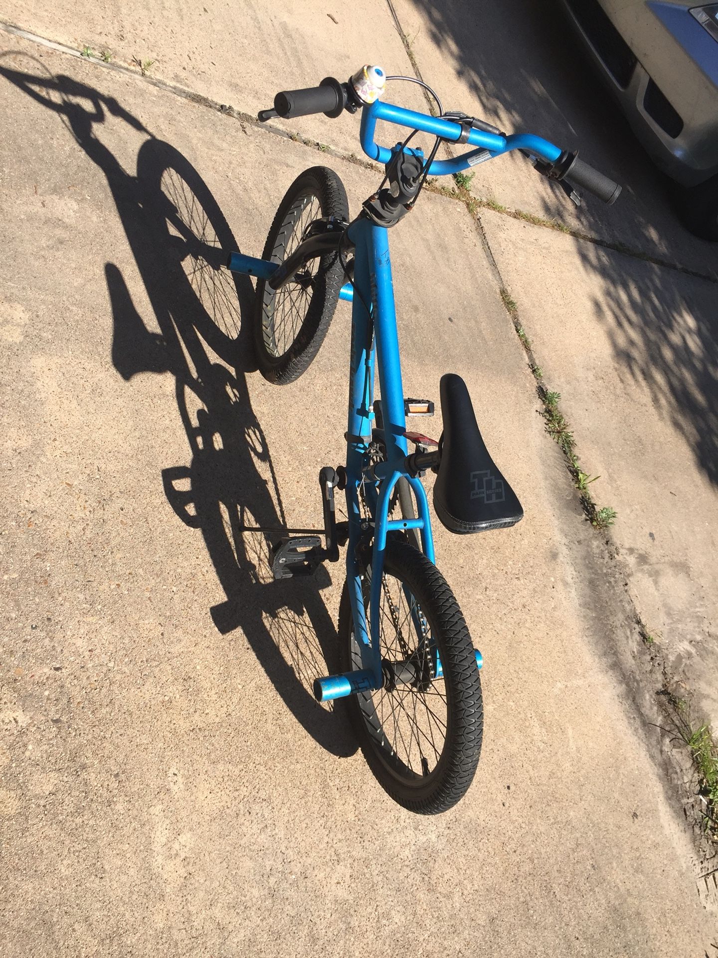 Boy’s bike 18 inch blue Tony Hawk Philly Bike.