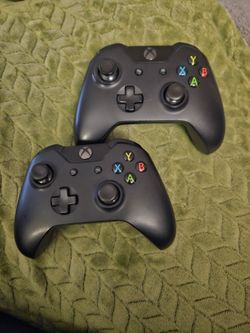 Xbox One Controllers