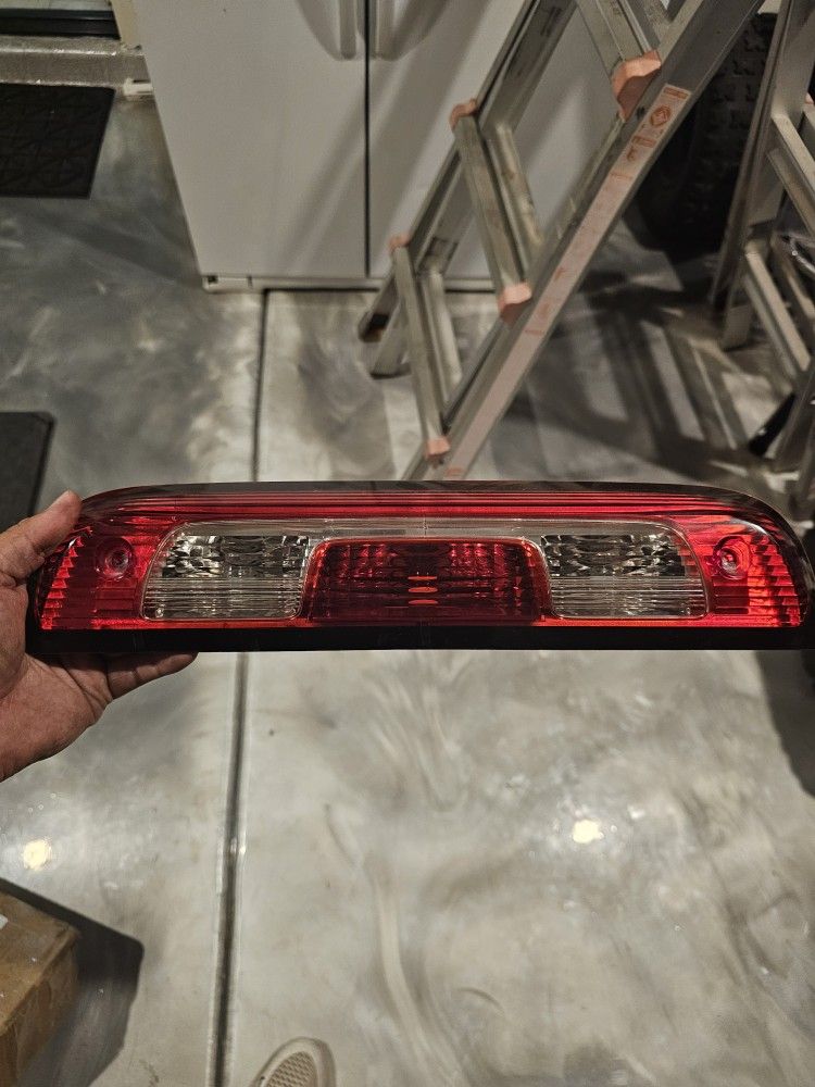 2016 Chevy Silverado 3rd Brake Light