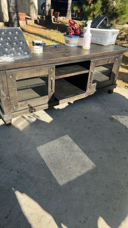 Tv stand
