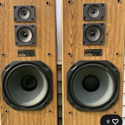 STV-9335 TOWER 2 WAY SPEAKERS 
