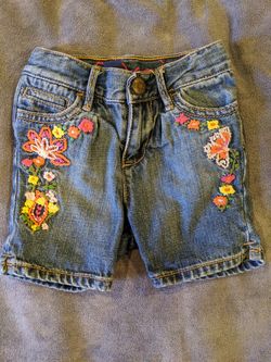 Gap denim shorts Size 12-18 months