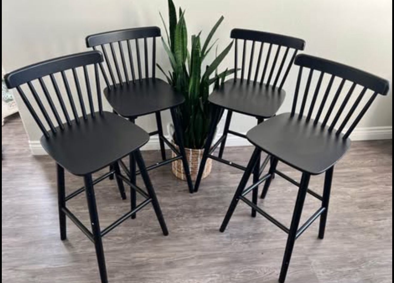 LUE BONA Upgraded Windsor Wooden Black Bar Stools Set of 4, 30 Inch Bar Height Barstools with Spindl
