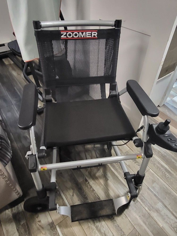 Zoomer Folding Powered Wheelchair for Sale in Sturbridge, MA OfferUp