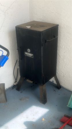 Masterbuilt vertical electric smoker