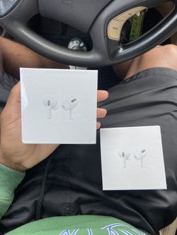 AirPod Pros 2nd Generation Wireless Charging Case 