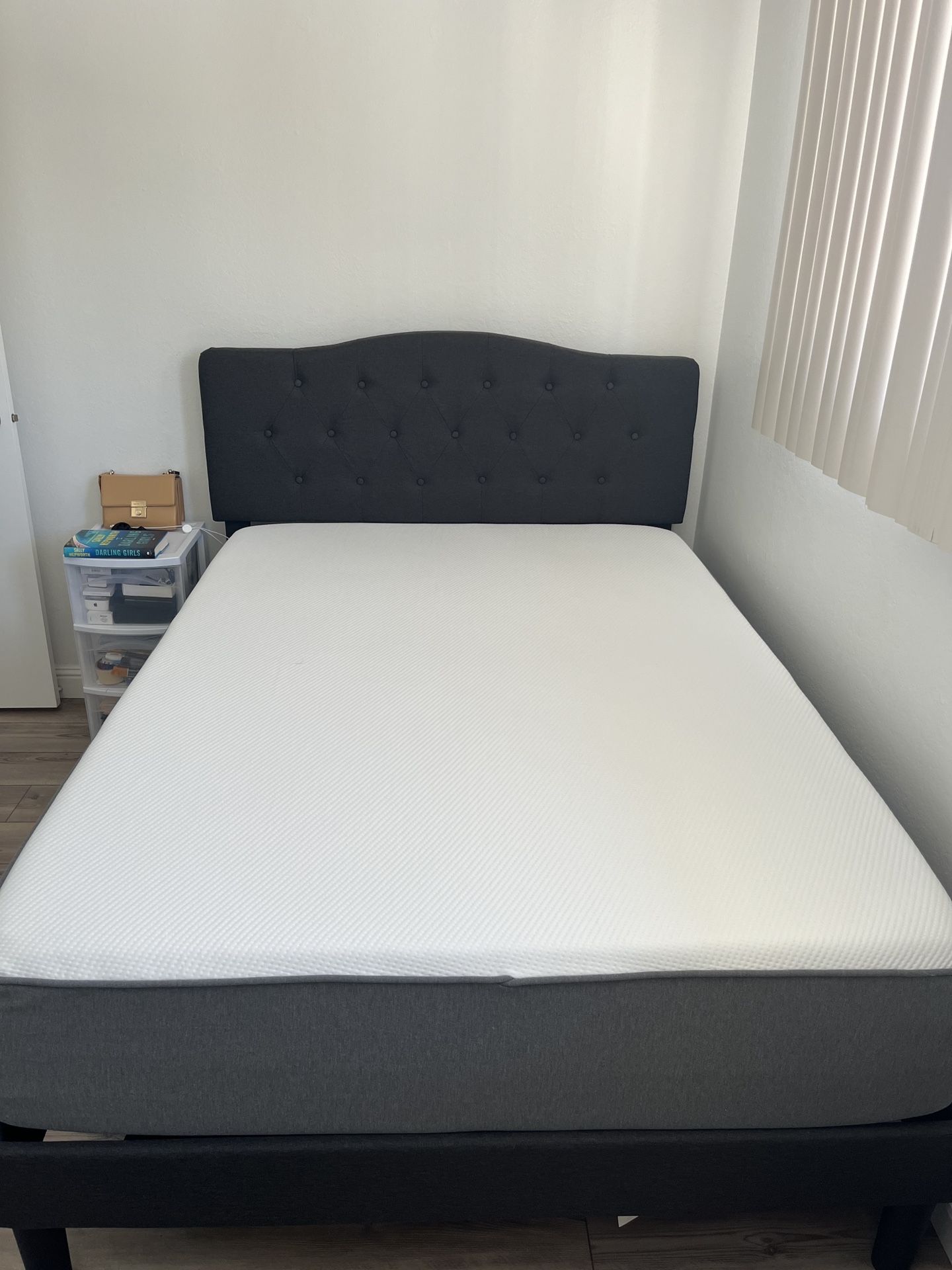 BRAND NEW Full Size Bed With Frame